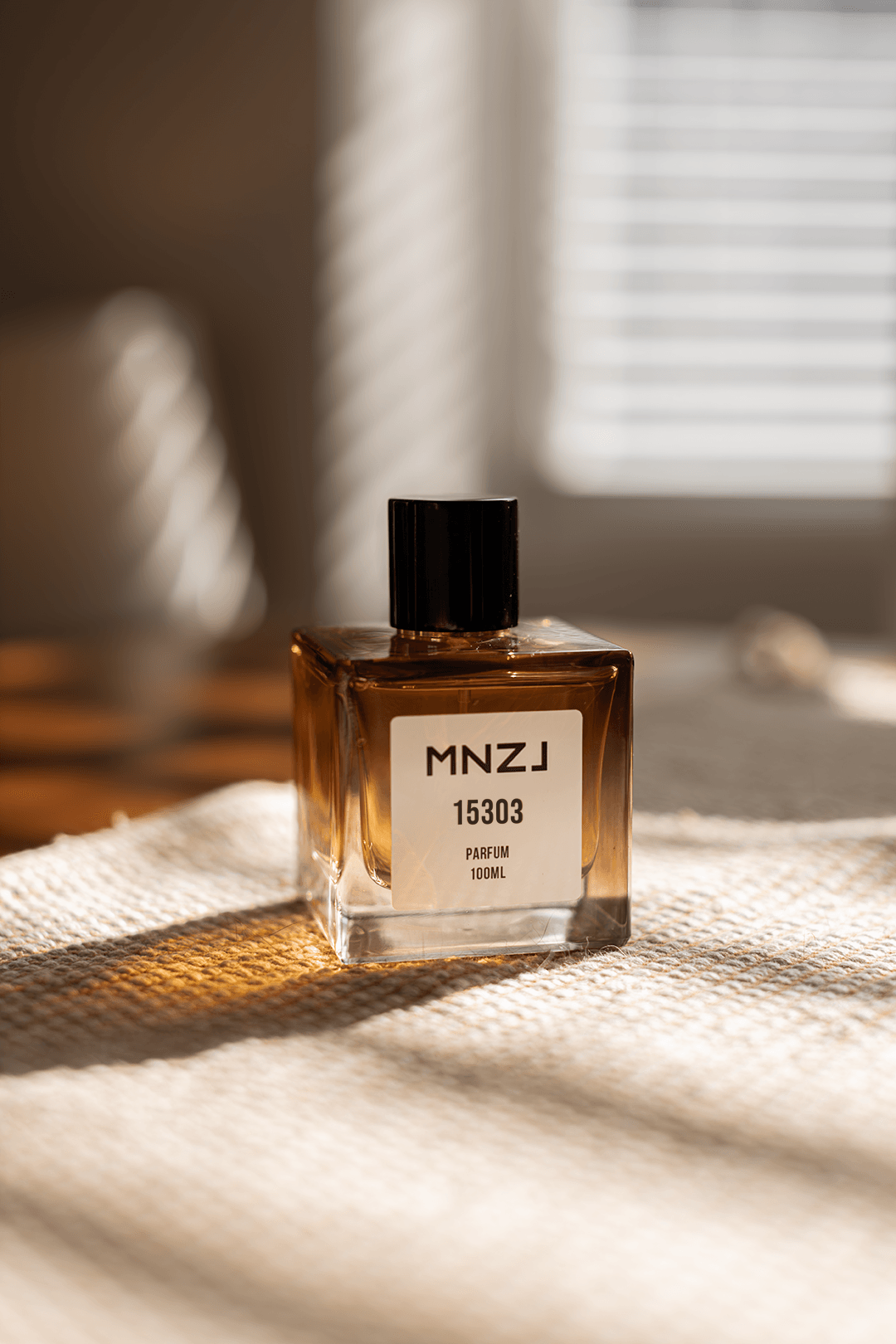 15303, Inspired by D&G Desert Velvet Oud - MNZL